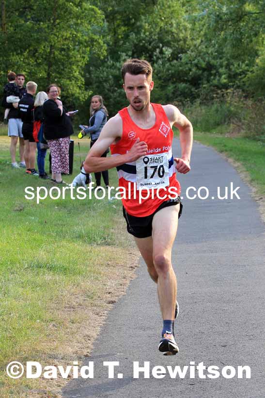 Mens 2022 Sunderland 5k Road Races, Silksworth, Sunderland, Thursday, july 21st, Photo: David T. Hewitson/Sports for All Pics